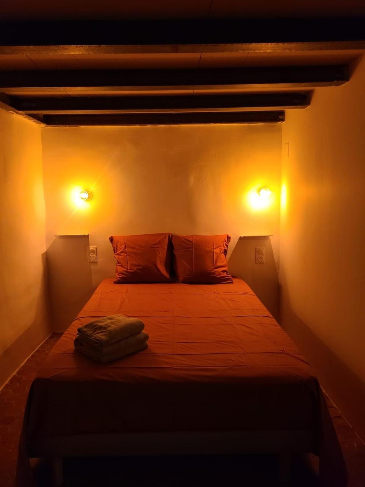 Superbe Appartement Familial En Coeur De Ville - Parking - Petit Dej Sur Demande Λα Σιοτά Εξωτερικό φωτογραφία