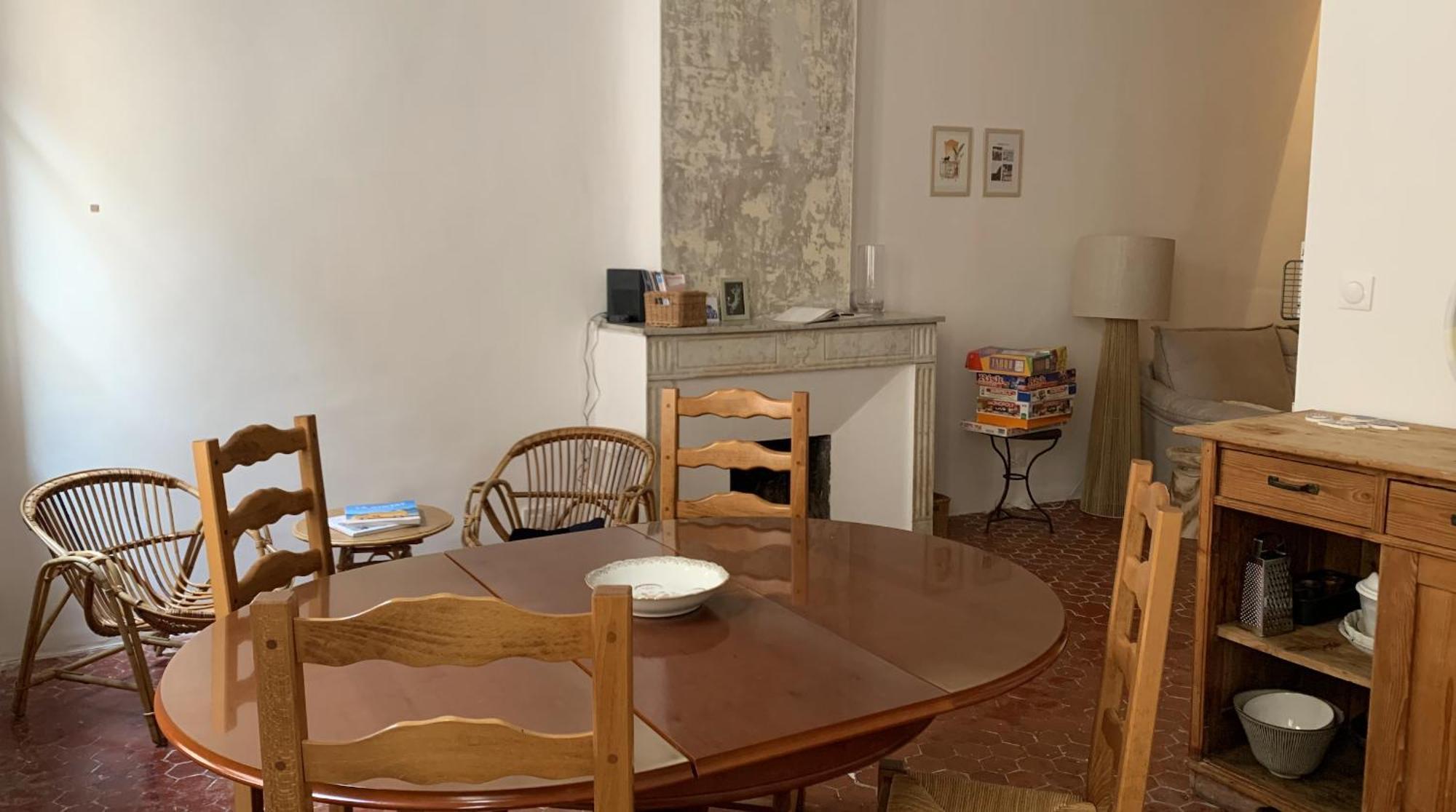 Superbe Appartement Familial En Coeur De Ville - Parking - Petit Dej Sur Demande Λα Σιοτά Εξωτερικό φωτογραφία